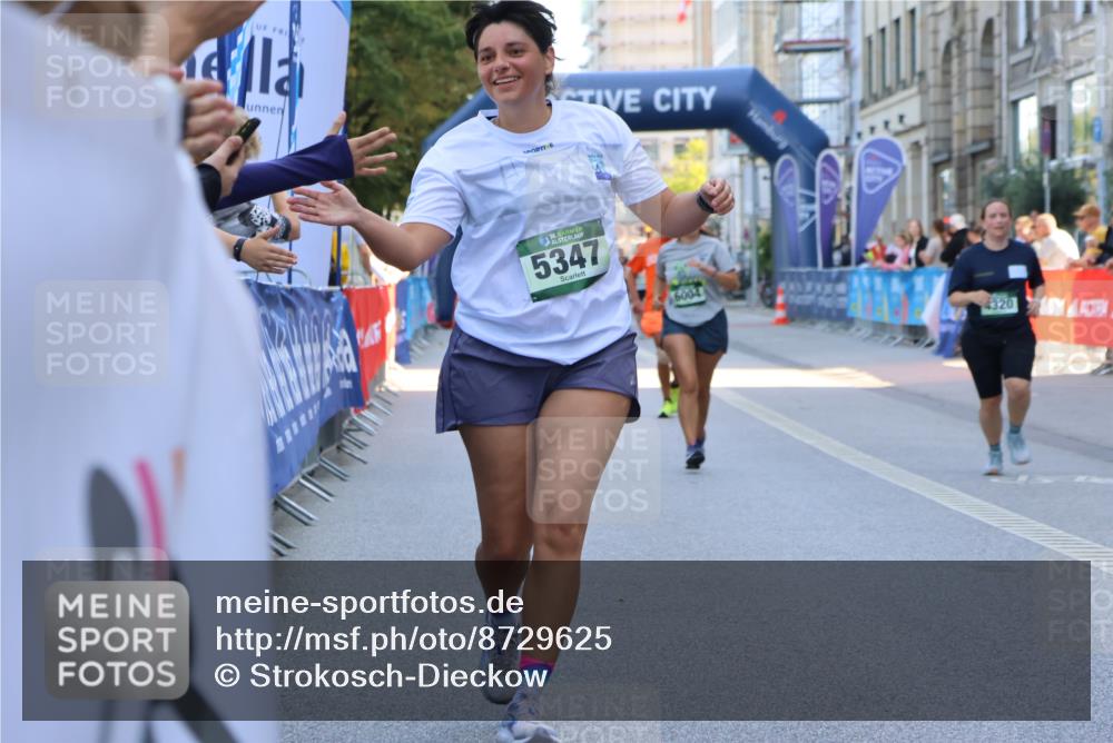 07.09.2025 - BARMER Alsterlauf Strokosch-Dieckow http://msf.ph/oto/8729625 07.09.2025 10:26:53 Ziel 2008, 2439, 4858, 6171 meine-sportfotos.de