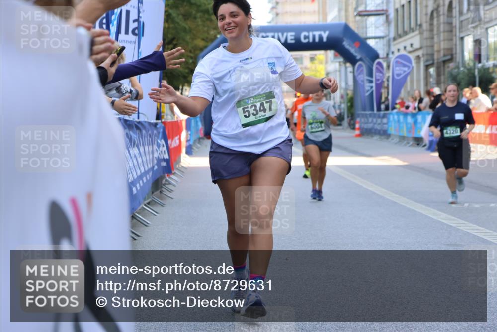 07.09.2025 - BARMER Alsterlauf Strokosch-Dieckow http://msf.ph/oto/8729631 07.09.2025 10:26:53 Ziel 2008, 2439, 4858, 6171 meine-sportfotos.de