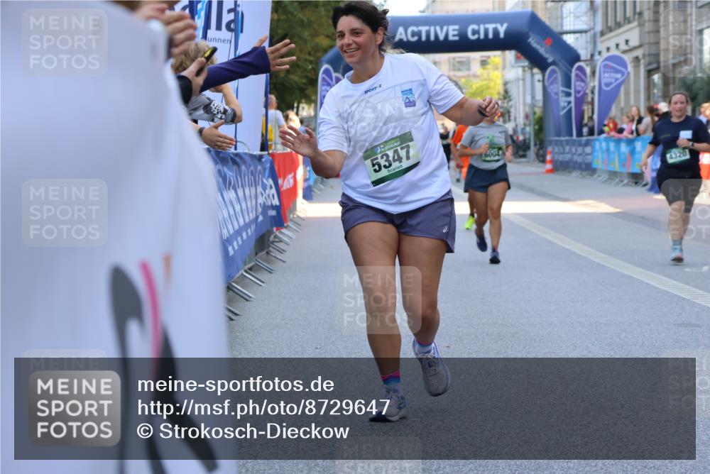07.09.2025 - BARMER Alsterlauf Strokosch-Dieckow http://msf.ph/oto/8729647 07.09.2025 10:26:53 Ziel 2008, 2439, 4858, 6171 meine-sportfotos.de