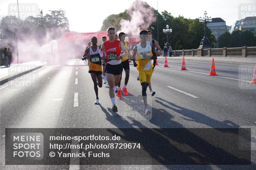 07.09.2025 - BARMER Alsterlauf Yannick Fuchs http://msf.ph/oto/8729674 07.09.2025 08:56:39 Laufen 8354 meine-sportfotos.de