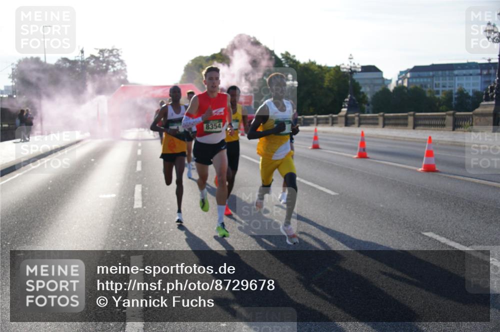 07.09.2025 - BARMER Alsterlauf Yannick Fuchs http://msf.ph/oto/8729678 07.09.2025 08:56:40 Laufen 8354 meine-sportfotos.de
