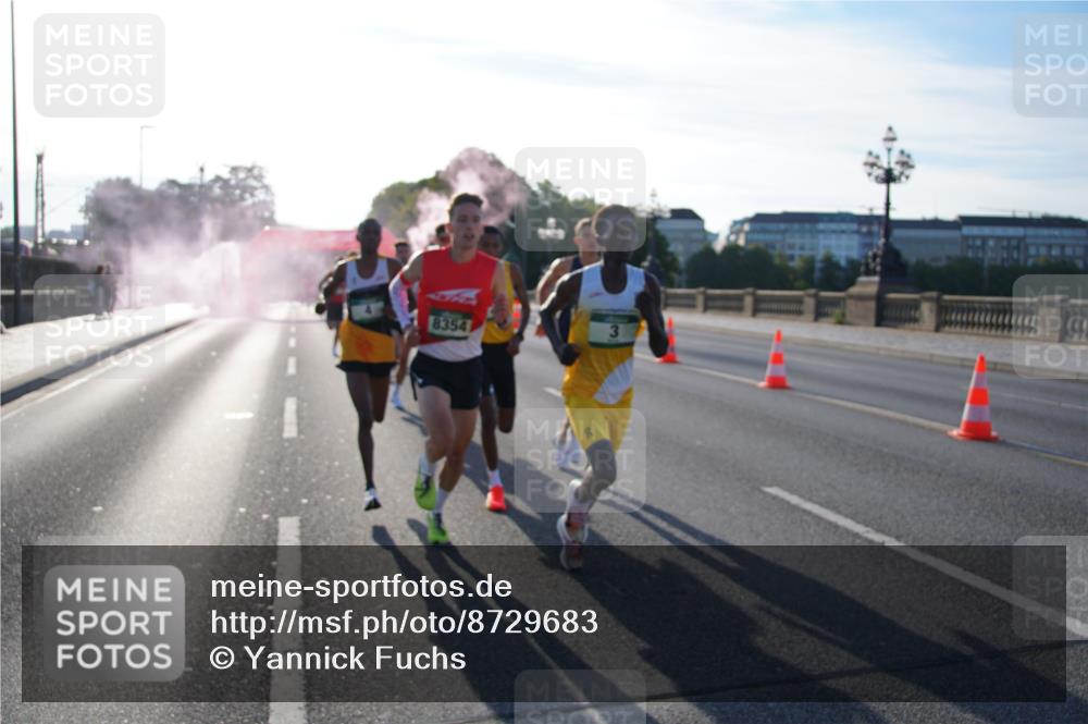 07.09.2025 - BARMER Alsterlauf Yannick Fuchs http://msf.ph/oto/8729683 07.09.2025 08:56:40 Laufen 8354 meine-sportfotos.de