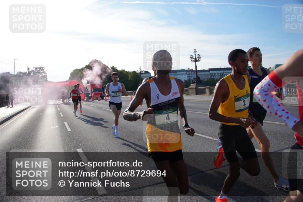 07.09.2025 - BARMER Alsterlauf Yannick Fuchs http://msf.ph/oto/8729694 07.09.2025 08:56:41 Laufen 16, 2, 2 meine-sportfotos.de