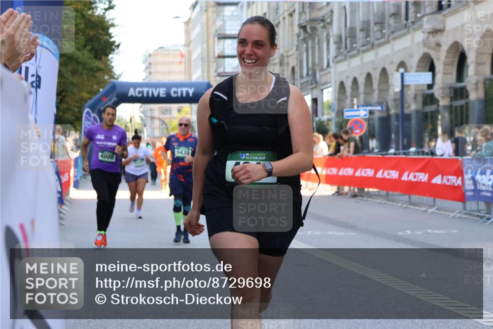 07.09.2025 - BARMER Alsterlauf Strokosch-Dieckow http://msf.ph/oto/8729698 07.09.2025 10:26:45 Ziel 2008, 2119, 2179, 4713, 4858, 5327, 6171, 8341 meine-sportfotos.de