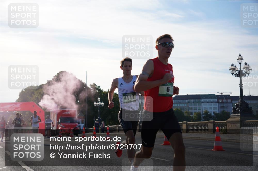 07.09.2025 - BARMER Alsterlauf Yannick Fuchs http://msf.ph/oto/8729707 07.09.2025 08:56:42 Laufen 4111, 6 meine-sportfotos.de