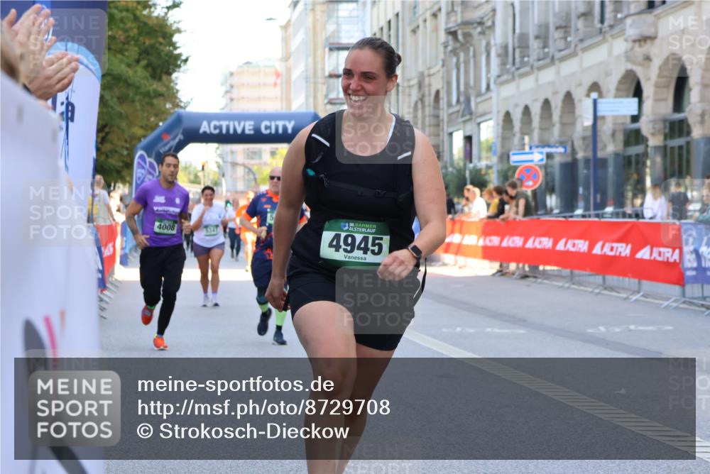 07.09.2025 - BARMER Alsterlauf Strokosch-Dieckow http://msf.ph/oto/8729708 07.09.2025 10:26:45 Ziel 2008, 2119, 2179, 4713, 4858, 5327, 6171, 8341 meine-sportfotos.de