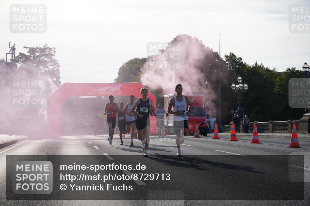 07.09.2025 - BARMER Alsterlauf Yannick Fuchs http://msf.ph/oto/8729713 07.09.2025 08:56:44 Laufen 4118, 10, 15, 969 meine-sportfotos.de