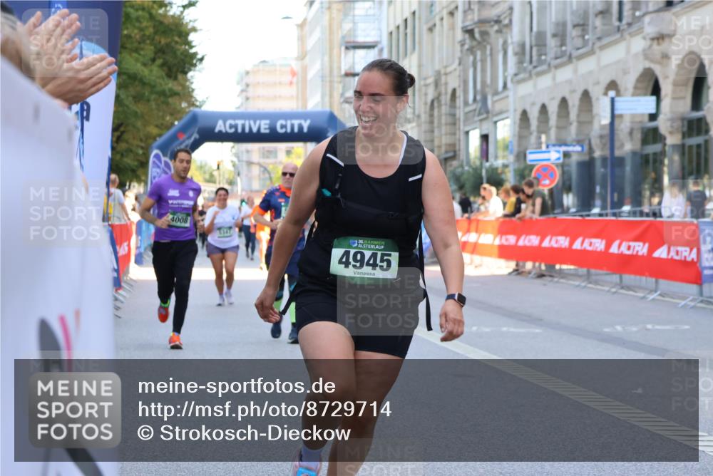 07.09.2025 - BARMER Alsterlauf Strokosch-Dieckow http://msf.ph/oto/8729714 07.09.2025 10:26:45 Ziel 2008, 2119, 2179, 4713, 4858, 5327, 6171, 8341 meine-sportfotos.de