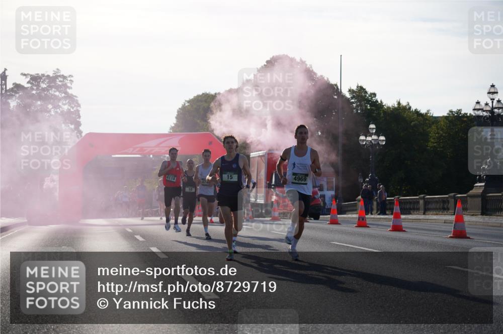 07.09.2025 - BARMER Alsterlauf Yannick Fuchs http://msf.ph/oto/8729719 07.09.2025 08:56:44 Laufen 4118, 10, 15, 4969 meine-sportfotos.de