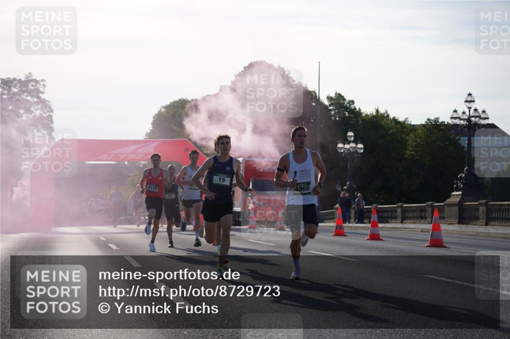 07.09.2025 - BARMER Alsterlauf Yannick Fuchs http://msf.ph/oto/8729723 07.09.2025 08:56:44 Laufen 4118, 10, 15, 4969 meine-sportfotos.de