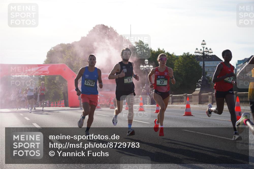 07.09.2025 - BARMER Alsterlauf Yannick Fuchs http://msf.ph/oto/8729783 07.09.2025 08:56:51 Laufen 5783, 17, 22 meine-sportfotos.de