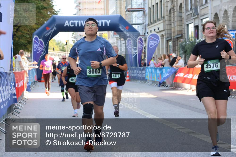 07.09.2025 - BARMER Alsterlauf Strokosch-Dieckow http://msf.ph/oto/8729787 07.09.2025 10:26:37 Ziel 2008, 2119, 2179, 3968, 4143, 4144, 4713, 4858, 5327, 8341 meine-sportfotos.de