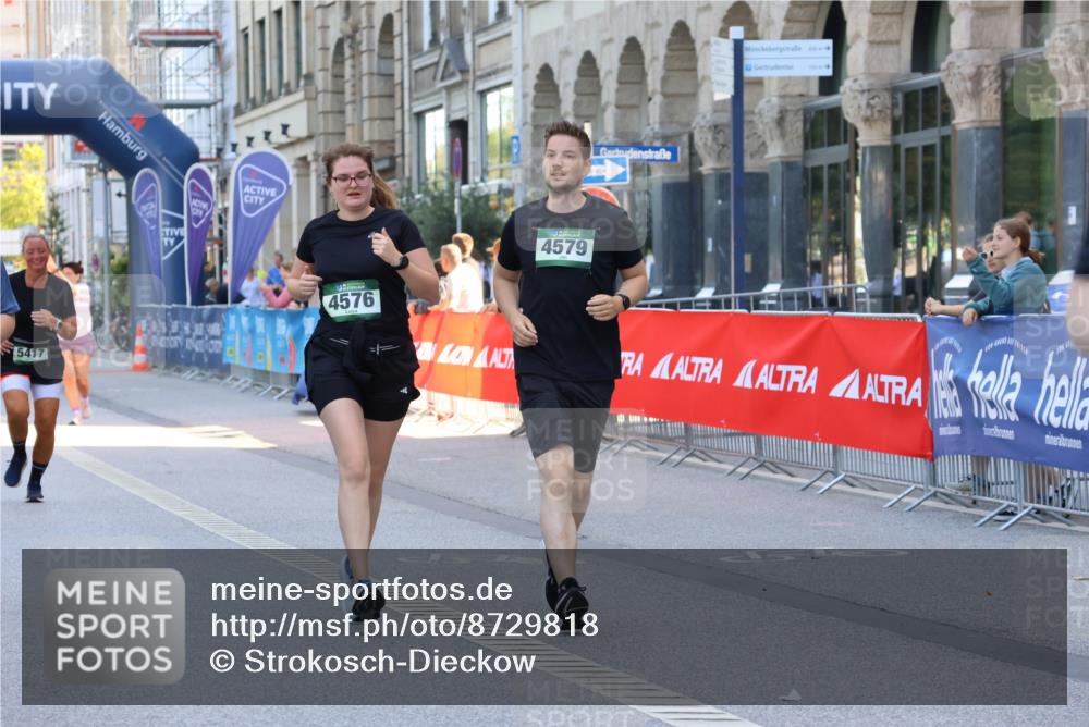 07.09.2025 - BARMER Alsterlauf Strokosch-Dieckow http://msf.ph/oto/8729818 07.09.2025 10:26:36 Ziel 2008, 2119, 2179, 3968, 4143, 4144, 4713, 4858, 5327, 8300, 8341 meine-sportfotos.de
