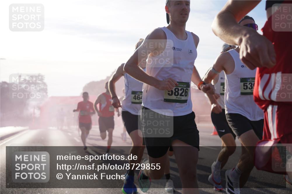 07.09.2025 - BARMER Alsterlauf Yannick Fuchs http://msf.ph/oto/8729855 07.09.2025 08:57:03 Laufen 464, 5, 5826, 53 meine-sportfotos.de