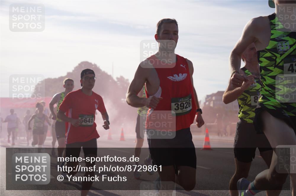 07.09.2025 - BARMER Alsterlauf Yannick Fuchs http://msf.ph/oto/8729861 07.09.2025 08:57:04 Laufen 5641, 3926, 8 meine-sportfotos.de