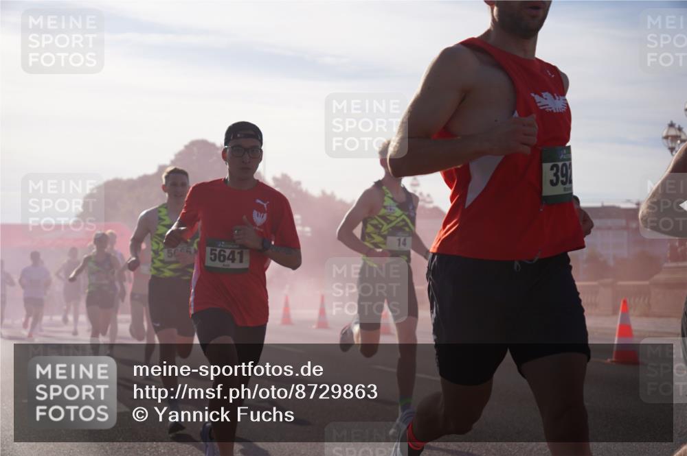 07.09.2025 - BARMER Alsterlauf Yannick Fuchs http://msf.ph/oto/8729863 07.09.2025 08:57:04 Laufen 5641, 14, 39 meine-sportfotos.de