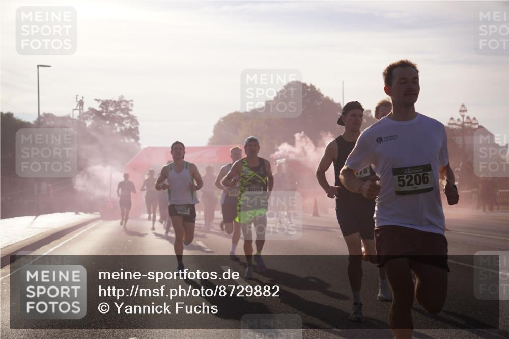 07.09.2025 - BARMER Alsterlauf Yannick Fuchs http://msf.ph/oto/8729882 07.09.2025 08:57:08 Laufen 5687, 801, 4685, 5206 meine-sportfotos.de