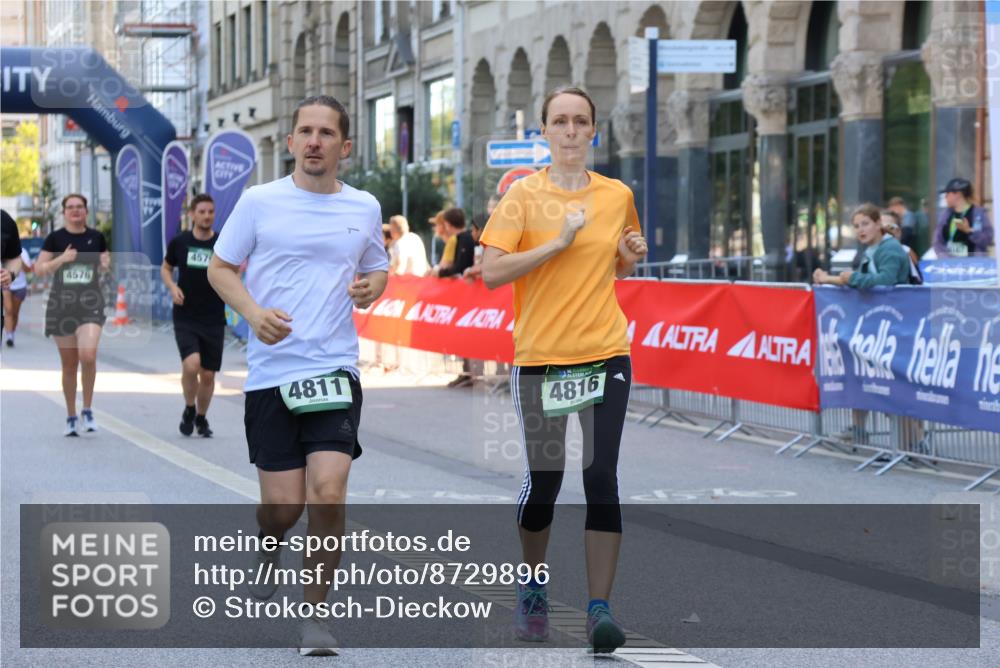 07.09.2025 - BARMER Alsterlauf Strokosch-Dieckow http://msf.ph/oto/8729896 07.09.2025 10:26:30 Ziel 3968, 4143, 4144, 4320, 6004, 8300, 8341 meine-sportfotos.de