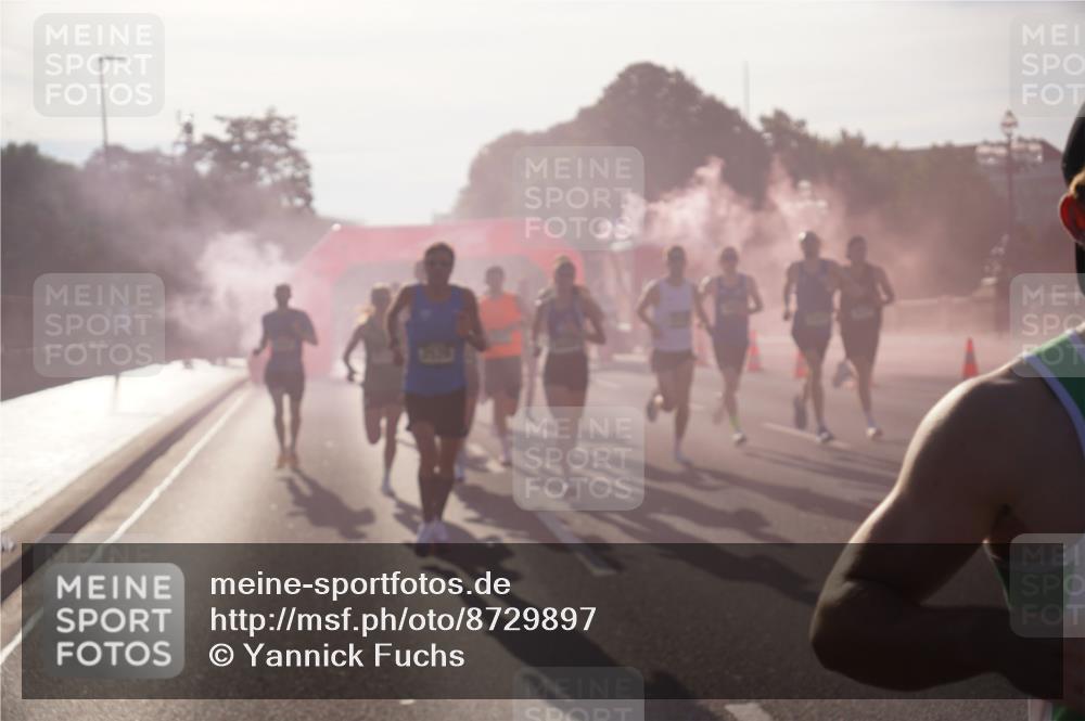07.09.2025 - BARMER Alsterlauf Yannick Fuchs http://msf.ph/oto/8729897 07.09.2025 08:57:10 Laufen  meine-sportfotos.de