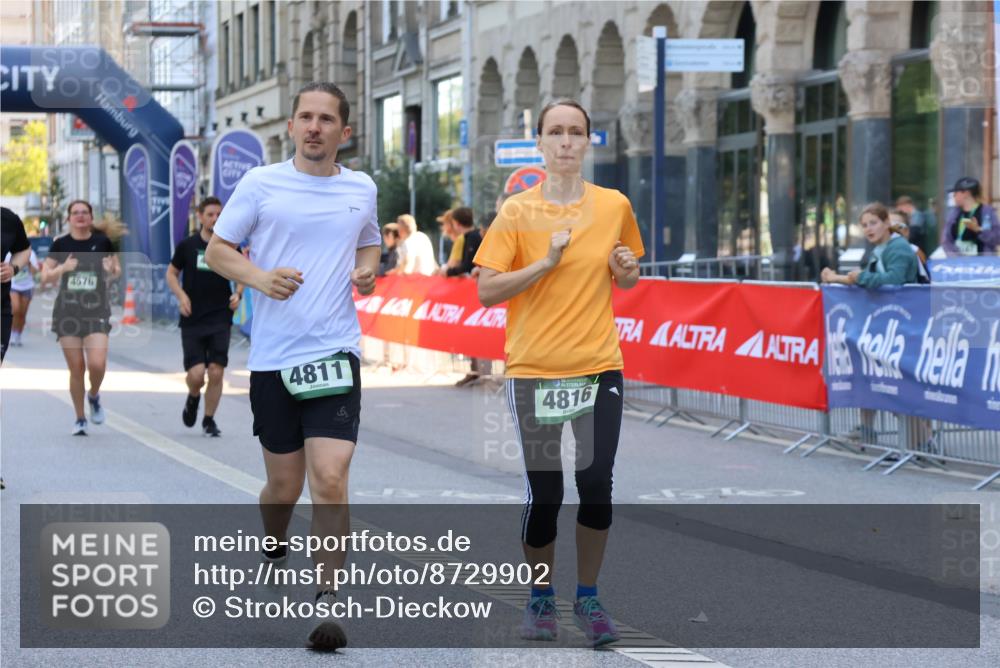 07.09.2025 - BARMER Alsterlauf Strokosch-Dieckow http://msf.ph/oto/8729902 07.09.2025 10:26:30 Ziel 3968, 4143, 4144, 4320, 6004, 8300, 8341 meine-sportfotos.de