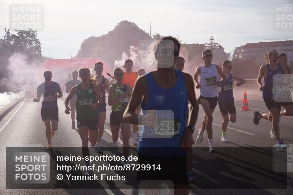 07.09.2025 - BARMER Alsterlauf Yannick Fuchs http://msf.ph/oto/8729914 07.09.2025 08:57:11 Laufen 4252, 5748, 2529, 5148, 4853, 5924, 422 meine-sportfotos.de