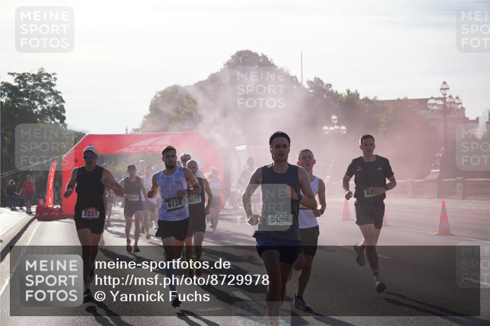 07.09.2025 - BARMER Alsterlauf Yannick Fuchs http://msf.ph/oto/8729978 07.09.2025 08:57:25 Laufen 2231, 4040, 6128, 8077, 5066, 82 meine-sportfotos.de