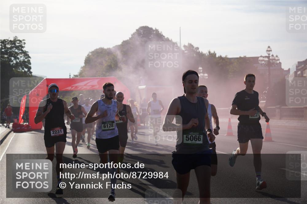 07.09.2025 - BARMER Alsterlauf Yannick Fuchs http://msf.ph/oto/8729984 07.09.2025 08:57:25 Laufen 2231, 4040, 6128, 5066 meine-sportfotos.de