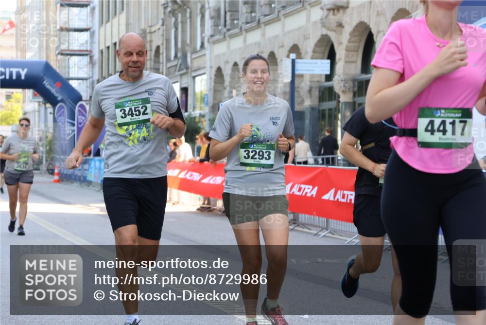 07.09.2025 - BARMER Alsterlauf Strokosch-Dieckow http://msf.ph/oto/8729986 07.09.2025 10:26:18 Ziel 4008, 4320, 5065, 5347, 5417, 5439, 6004, 8300 meine-sportfotos.de