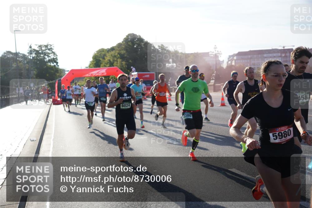 07.09.2025 - BARMER Alsterlauf Yannick Fuchs http://msf.ph/oto/8730006 07.09.2025 08:57:32 Laufen 6024, 380, 36, 5980, 458 meine-sportfotos.de