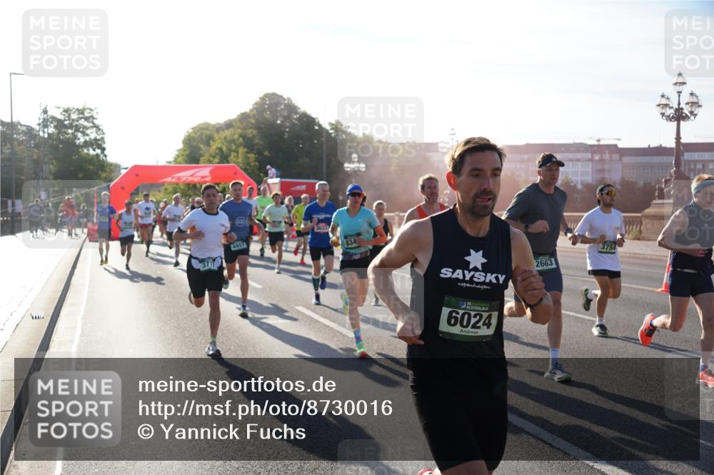 07.09.2025 - BARMER Alsterlauf Yannick Fuchs http://msf.ph/oto/8730016 07.09.2025 08:57:33 Laufen 4997, 3633, 834, 6024, 3754, 2663 meine-sportfotos.de