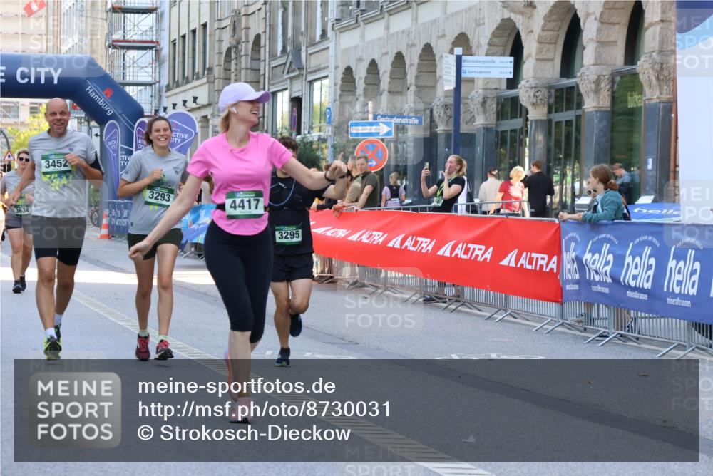 07.09.2025 - BARMER Alsterlauf Strokosch-Dieckow http://msf.ph/oto/8730031 07.09.2025 10:26:15 Ziel 4008, 4320, 4945, 5065, 5347, 5417, 5439, 6004 meine-sportfotos.de