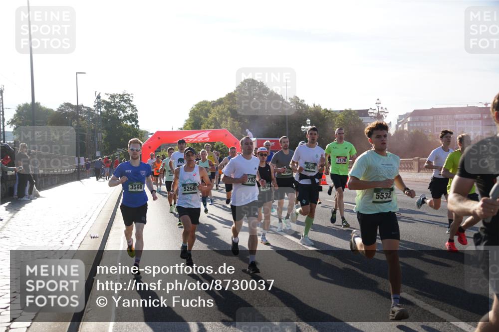 07.09.2025 - BARMER Alsterlauf Yannick Fuchs http://msf.ph/oto/8730037 07.09.2025 08:57:36 Laufen 3598, 782, 5258, 4639, 198, 4800, 2176, 5532 meine-sportfotos.de
