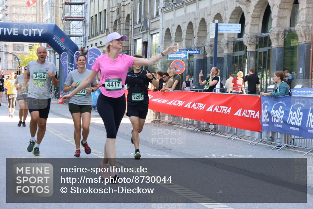 07.09.2025 - BARMER Alsterlauf Strokosch-Dieckow http://msf.ph/oto/8730044 07.09.2025 10:26:15 Ziel 4008, 4320, 4945, 5065, 5347, 5417, 5439, 6004 meine-sportfotos.de