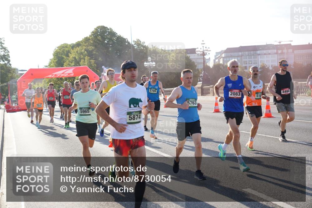 07.09.2025 - BARMER Alsterlauf Yannick Fuchs http://msf.ph/oto/8730054 07.09.2025 08:57:38 Laufen 4849, 4281, 5913, 5965, 5874, 5785, 2083, 4498, 516, 5763 meine-sportfotos.de