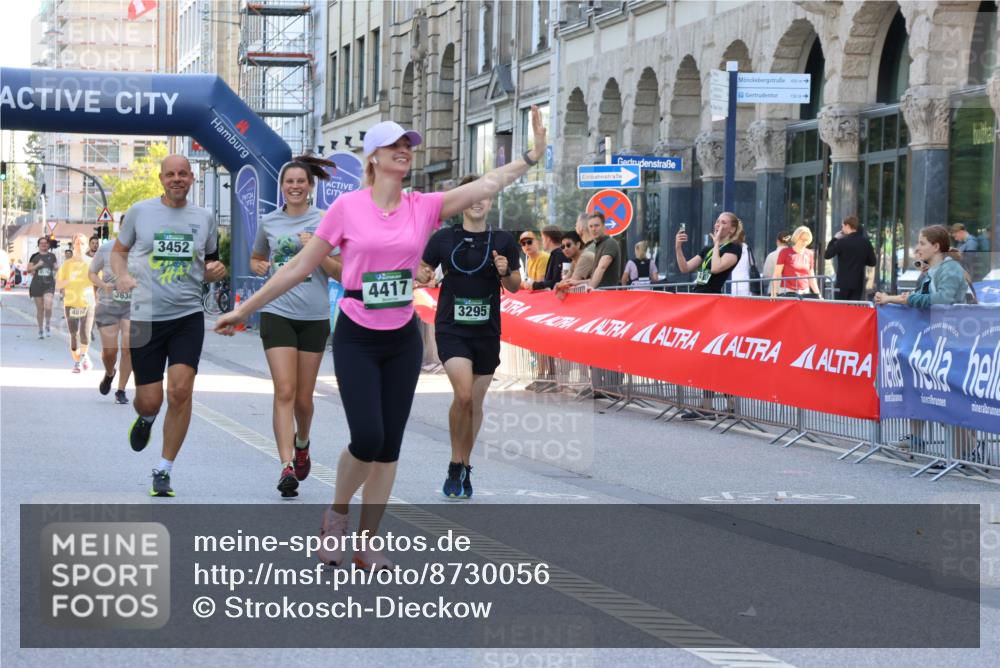 07.09.2025 - BARMER Alsterlauf Strokosch-Dieckow http://msf.ph/oto/8730056 07.09.2025 10:26:15 Ziel 4008, 4320, 4945, 5065, 5347, 5417, 5439, 6004 meine-sportfotos.de