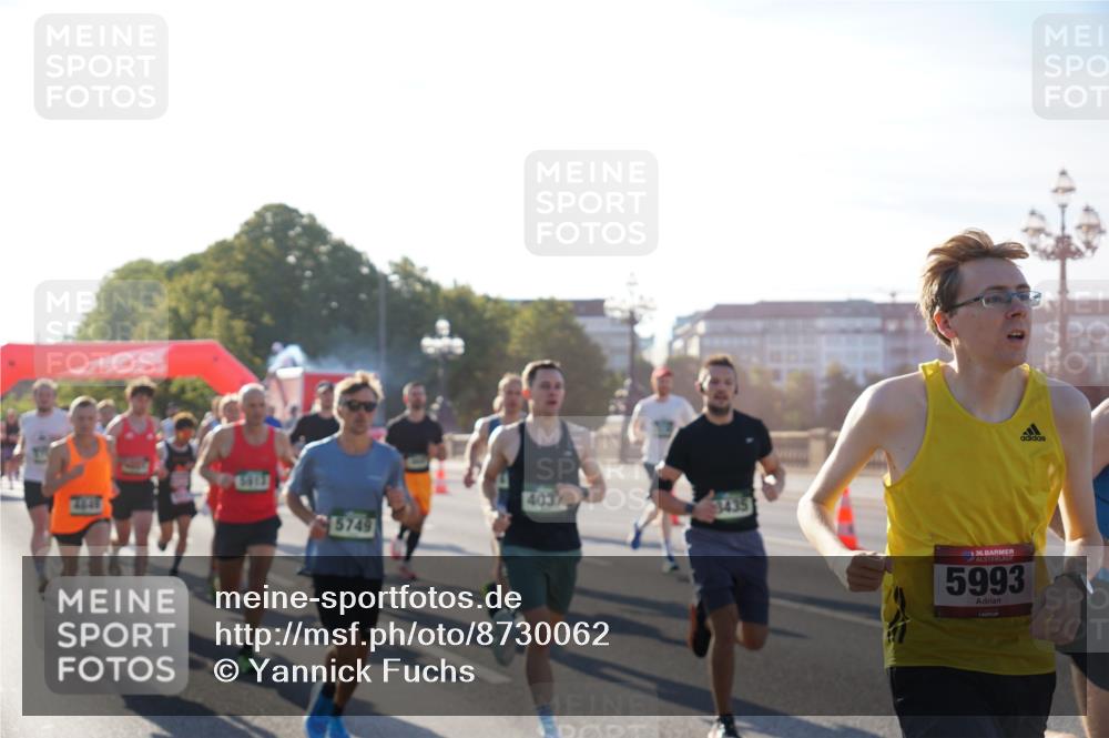 07.09.2025 - BARMER Alsterlauf Yannick Fuchs http://msf.ph/oto/8730062 07.09.2025 08:57:40 Laufen 4037, 5749, 36, 5993 meine-sportfotos.de