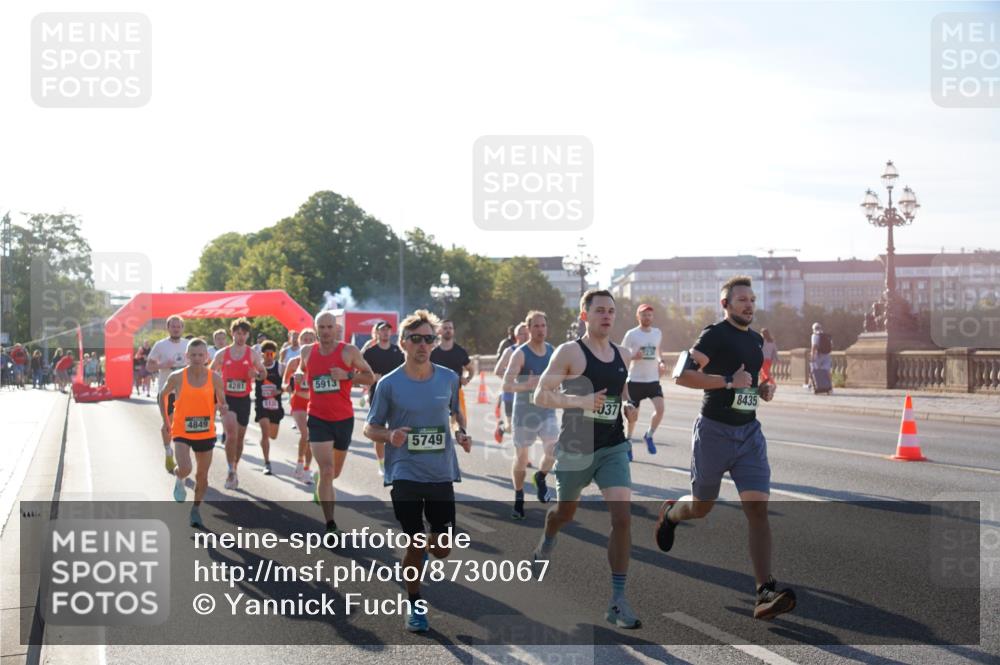 07.09.2025 - BARMER Alsterlauf Yannick Fuchs http://msf.ph/oto/8730067 07.09.2025 08:57:40 Laufen 4849, 4281, 512, 5913, 5749, 037, 8435 meine-sportfotos.de