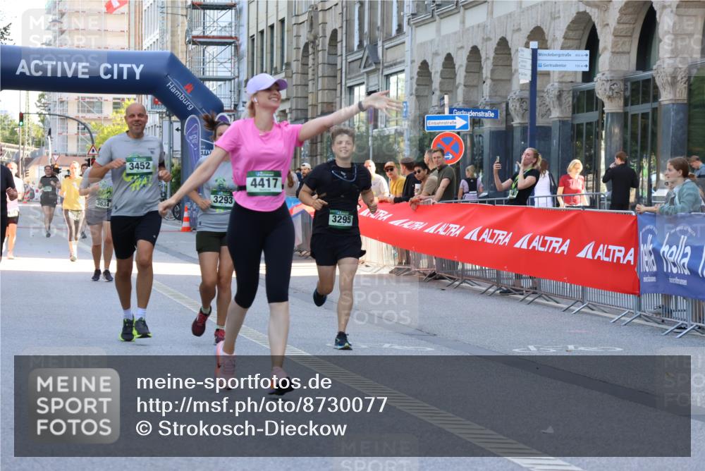 07.09.2025 - BARMER Alsterlauf Strokosch-Dieckow http://msf.ph/oto/8730077 07.09.2025 10:26:15 Ziel 4008, 4320, 4945, 5065, 5347, 5417, 5439, 6004 meine-sportfotos.de