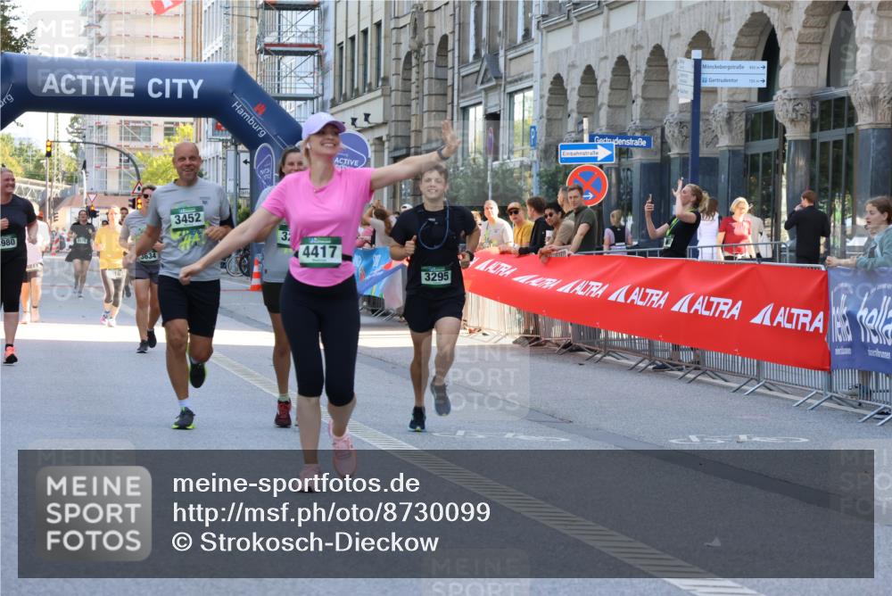07.09.2025 - BARMER Alsterlauf Strokosch-Dieckow http://msf.ph/oto/8730099 07.09.2025 10:26:14 Ziel 4008, 4320, 4945, 5065, 5347, 5417, 5439, 6004 meine-sportfotos.de
