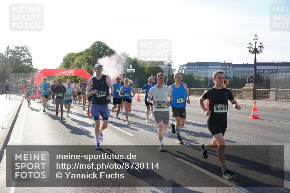 07.09.2025 - BARMER Alsterlauf Yannick Fuchs http://msf.ph/oto/8730114 07.09.2025 08:57:48 Laufen 4676, 4083, 8270, 3999, 835, 5828, 2871, 4916, 8409 meine-sportfotos.de