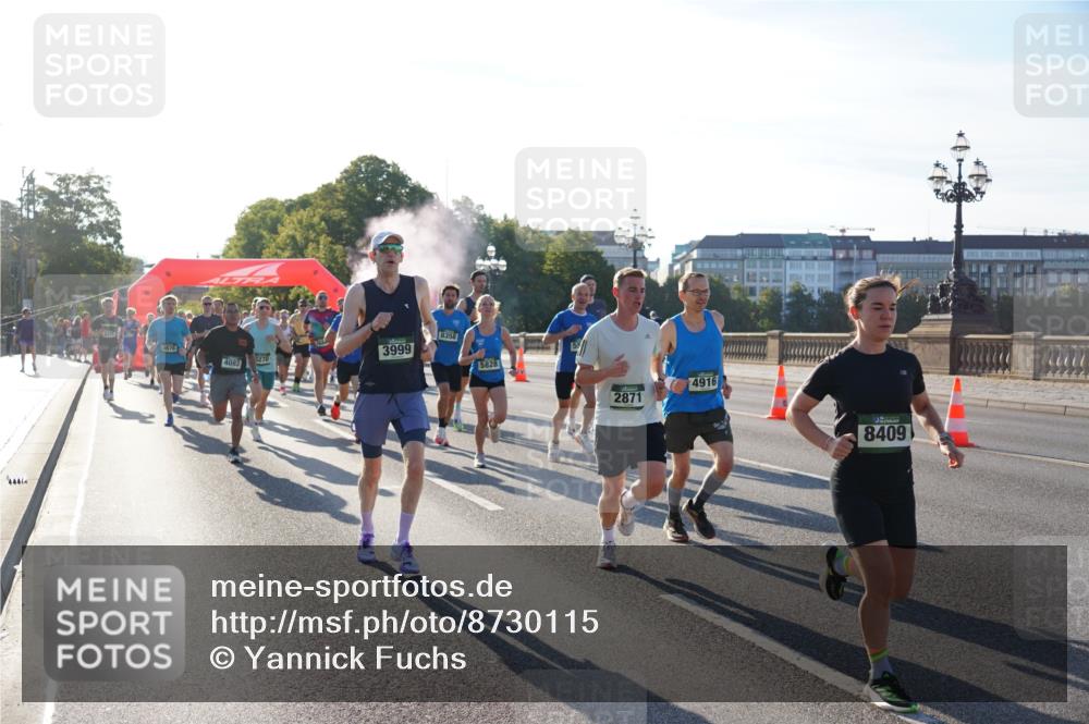 07.09.2025 - BARMER Alsterlauf Yannick Fuchs http://msf.ph/oto/8730115 07.09.2025 08:57:48 Laufen 44464, 8358, 4675, 3999, 1270, 4083, 5828, 4916, 2871, 8409 meine-sportfotos.de