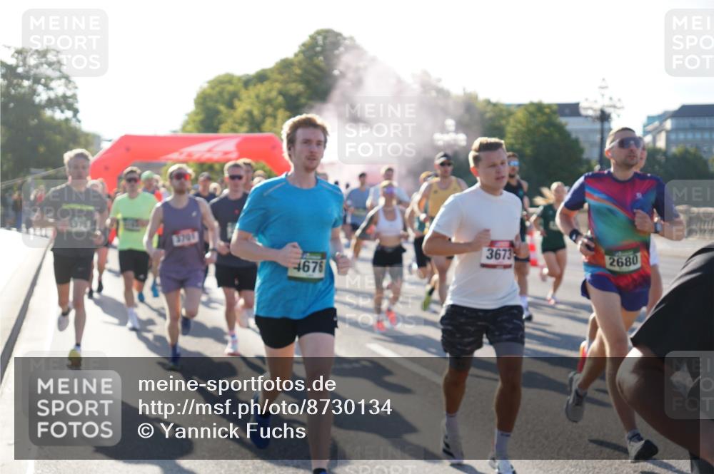 07.09.2025 - BARMER Alsterlauf Yannick Fuchs http://msf.ph/oto/8730134 07.09.2025 08:57:51 Laufen 3701, 3673, 4676, 2680 meine-sportfotos.de
