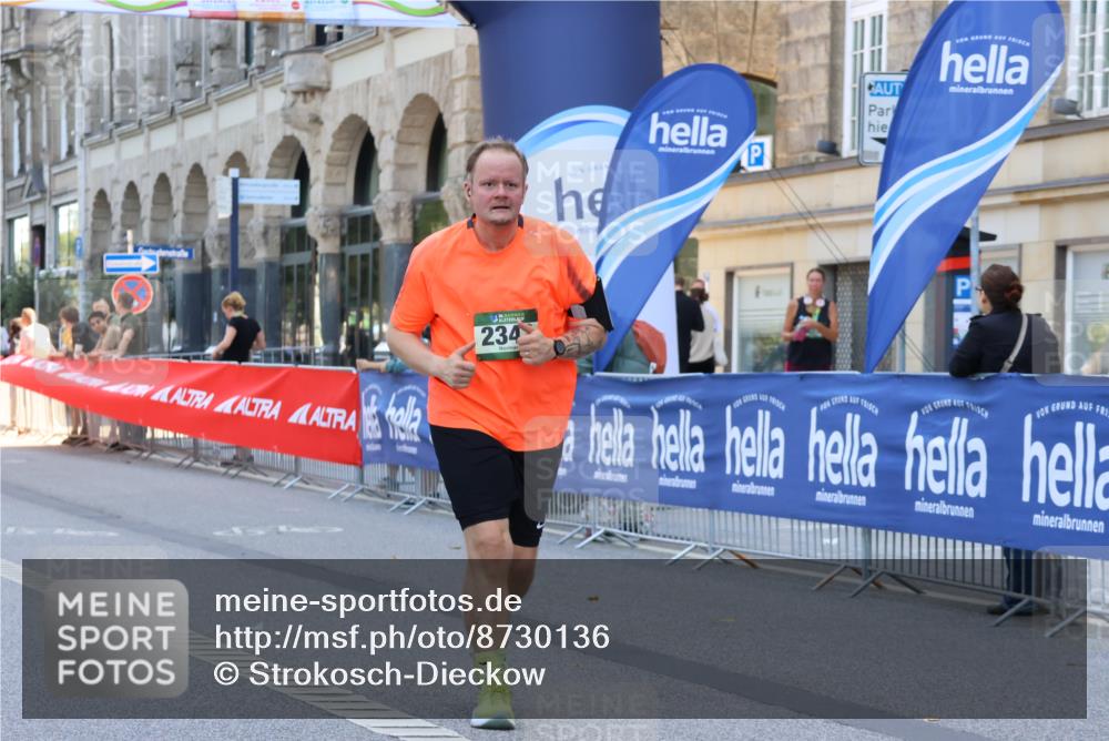 07.09.2025 - BARMER Alsterlauf Strokosch-Dieckow http://msf.ph/oto/8730136 07.09.2025 10:25:58 Ziel 4576, 4579, 4811, 4816, 4945, 8003 meine-sportfotos.de