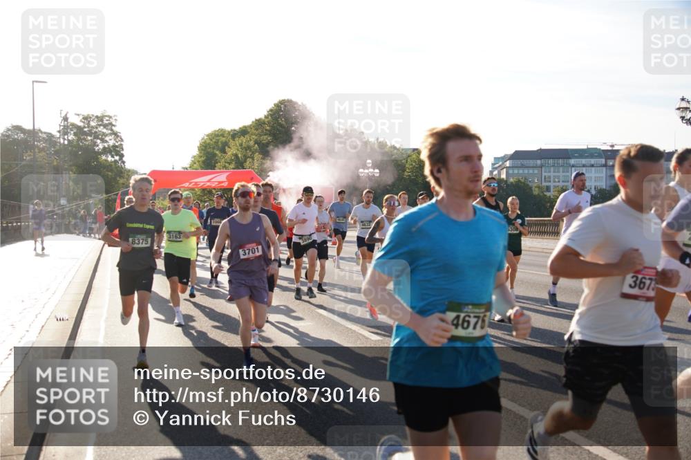 07.09.2025 - BARMER Alsterlauf Yannick Fuchs http://msf.ph/oto/8730146 07.09.2025 08:57:52 Laufen 8375, 3163, 3890, 3701, 4645, 4632, 6308, 4676, 367 meine-sportfotos.de