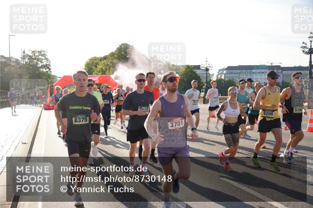 07.09.2025 - BARMER Alsterlauf Yannick Fuchs http://msf.ph/oto/8730148 07.09.2025 08:57:53 Laufen 4444, 8375, 5966, 3701, 4632, 421, 5790, 6209 meine-sportfotos.de