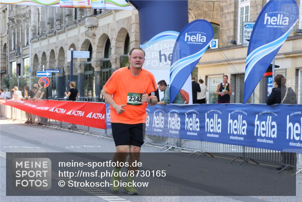 07.09.2025 - BARMER Alsterlauf Strokosch-Dieckow http://msf.ph/oto/8730165 07.09.2025 10:25:58 Ziel 4576, 4579, 4811, 4816, 4945, 8003 meine-sportfotos.de