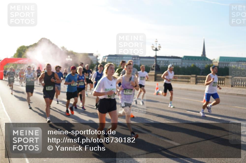 07.09.2025 - BARMER Alsterlauf Yannick Fuchs http://msf.ph/oto/8730182 07.09.2025 08:57:56 Laufen 5387, 6072, 5716 meine-sportfotos.de