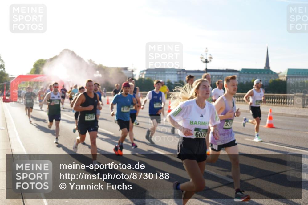 07.09.2025 - BARMER Alsterlauf Yannick Fuchs http://msf.ph/oto/8730188 07.09.2025 08:57:57 Laufen 5387, 571, 6072 meine-sportfotos.de