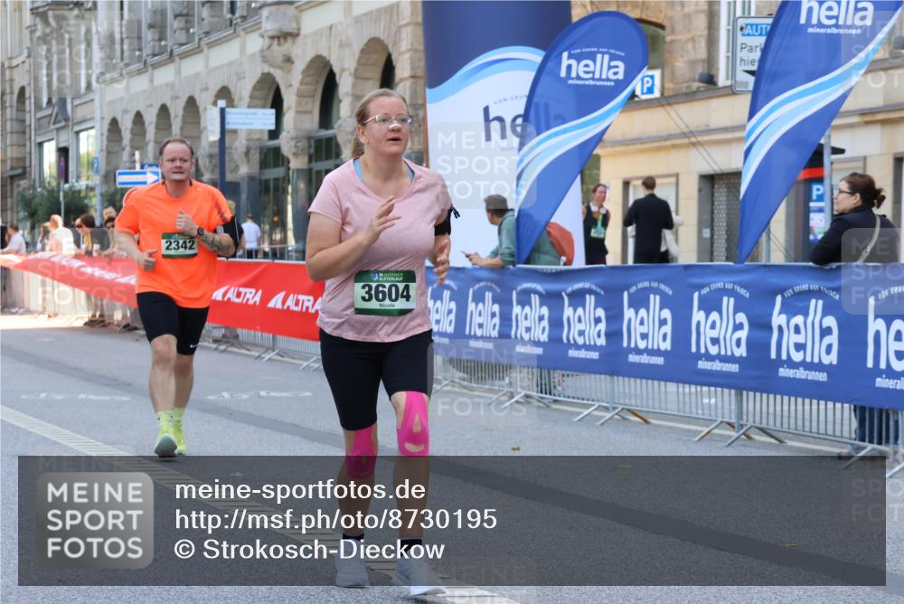 07.09.2025 - BARMER Alsterlauf Strokosch-Dieckow http://msf.ph/oto/8730195 07.09.2025 10:25:56 Ziel 3634, 4576, 4579, 4811, 4816, 8003 meine-sportfotos.de