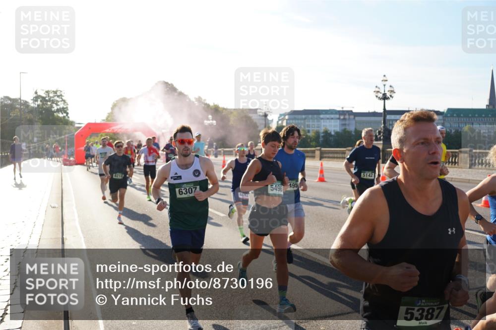 07.09.2025 - BARMER Alsterlauf Yannick Fuchs http://msf.ph/oto/8730196 07.09.2025 08:57:58 Laufen 8218, 6307, 4692, 5496, 495, 5142, 36, 5387 meine-sportfotos.de